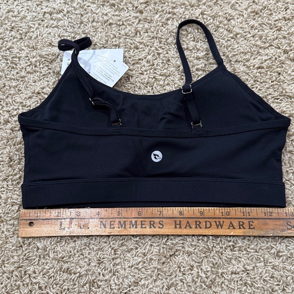 NWT Baleaf Women’s Low Impact Sports Bra – Size Small Black - Picture 3 of 4